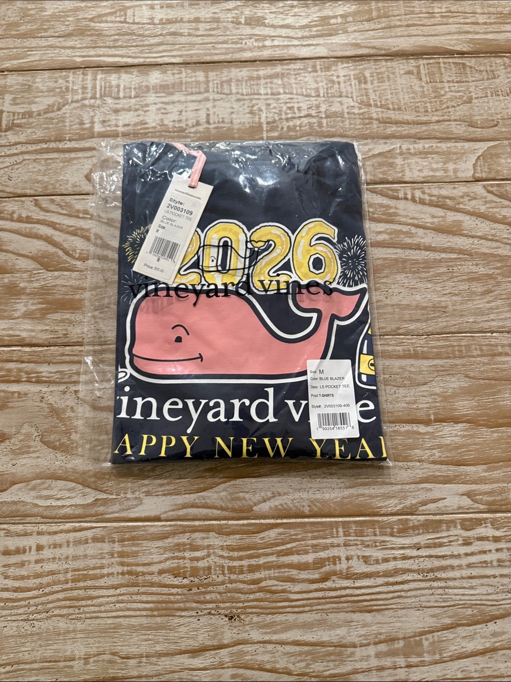 2026 New Years Vinyard Vines Medium
